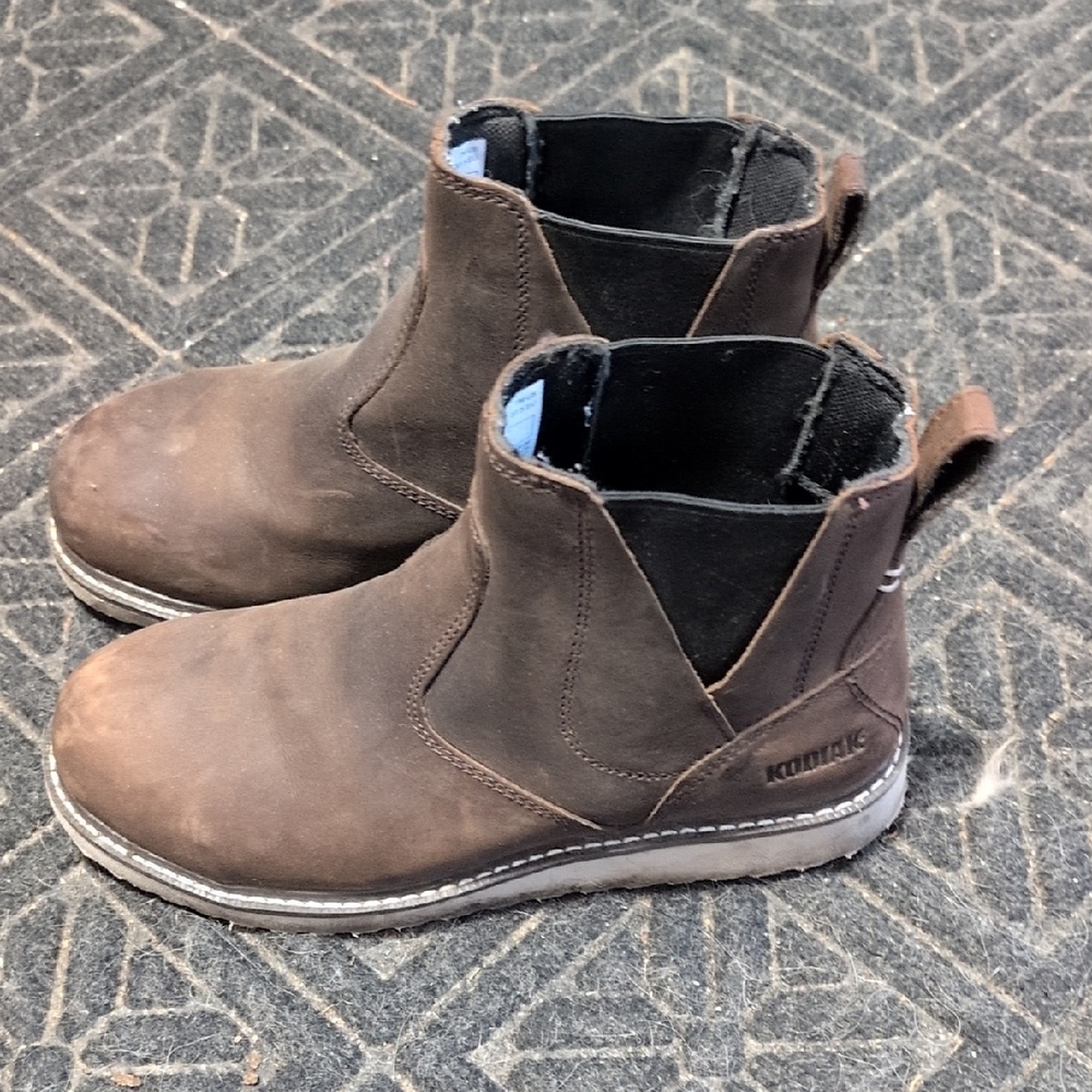 Kodiak Dark Brown Leather Boots